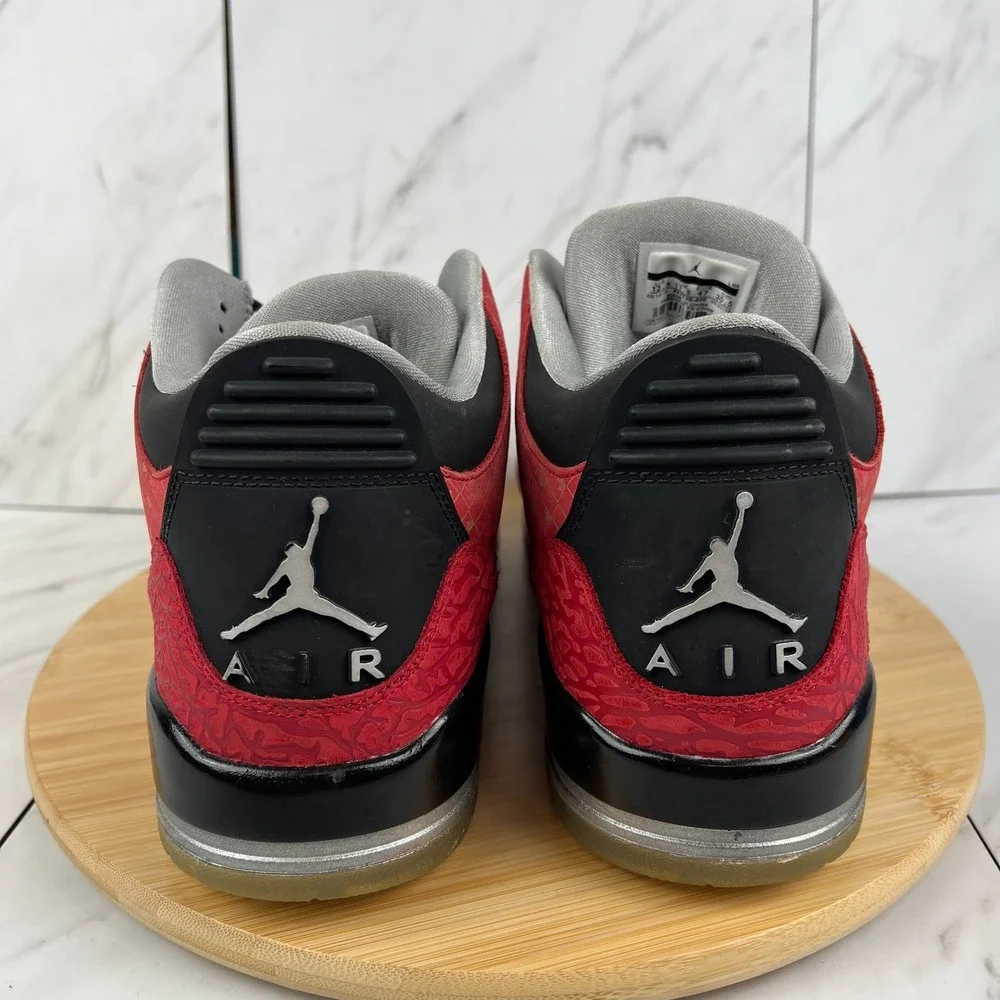 Nike Air Jordan 3 Retro Doernbecher 2013 Mens Size 12.5 Red Sneakers 437536-600